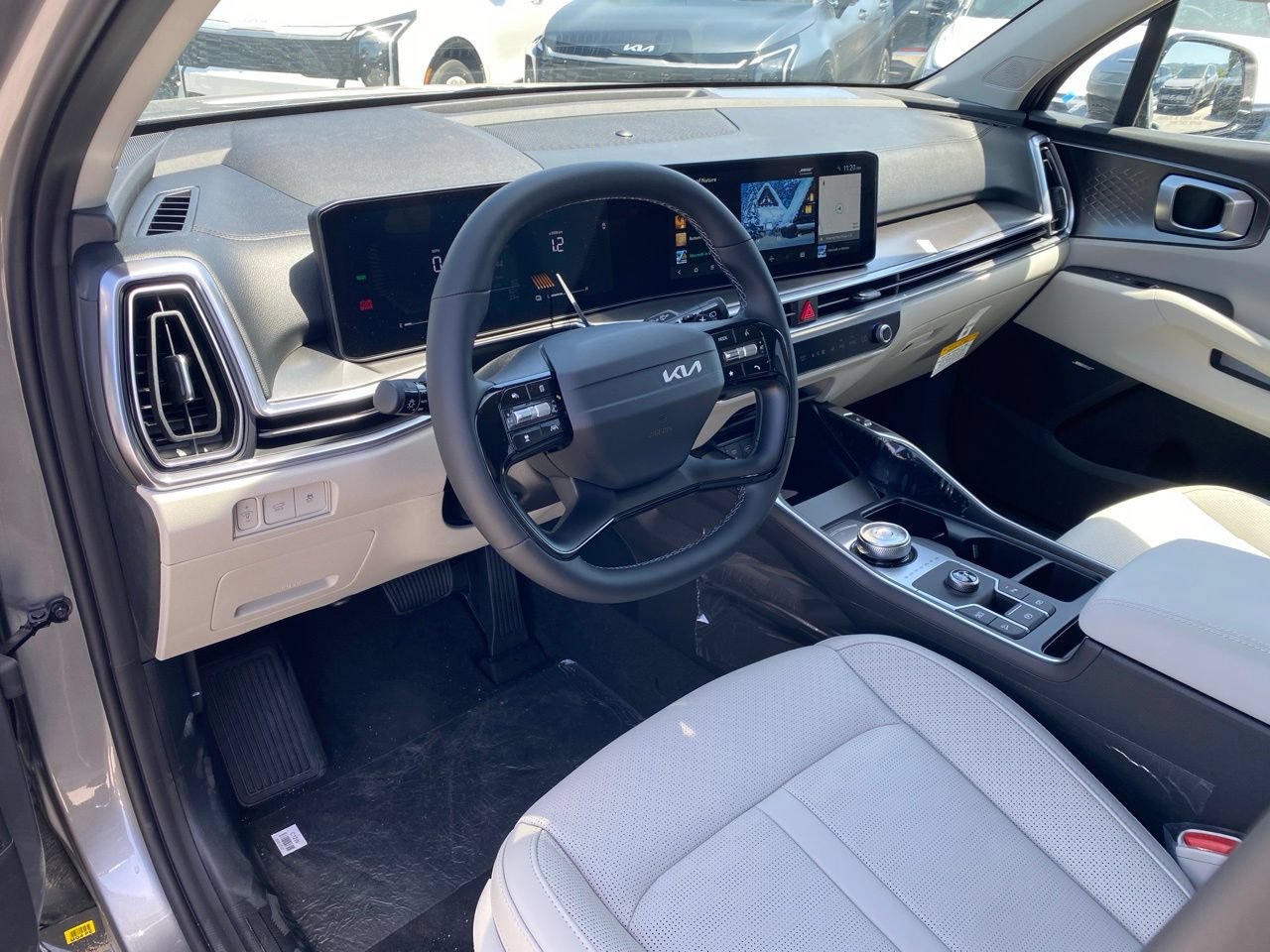 New 2026 Kia Sorento EX w/ EX Premium Package FWD image 10
