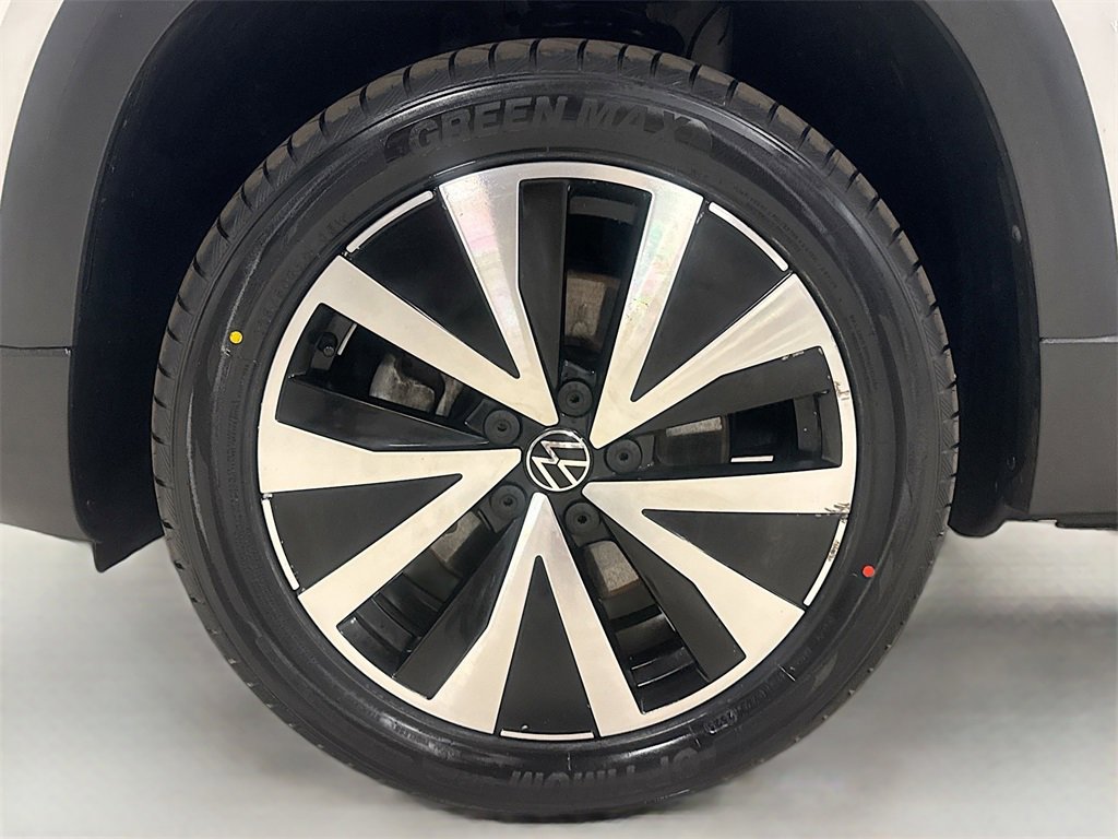 Used 2022 Volkswagen Taos SE image 29