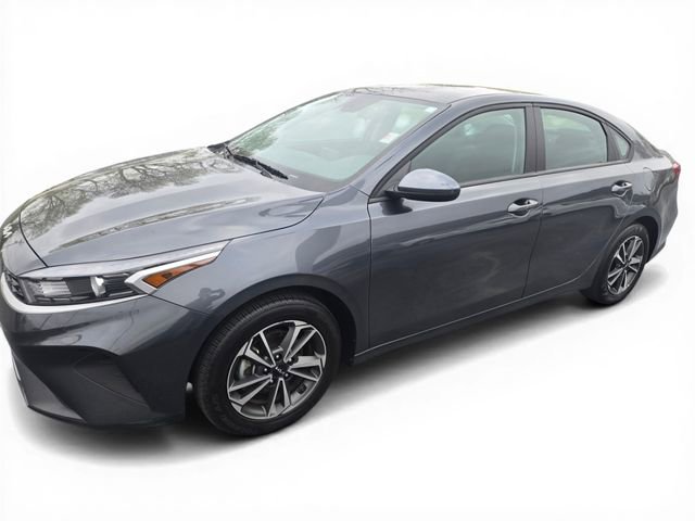 Used 2024 Kia Forte LXS image 7