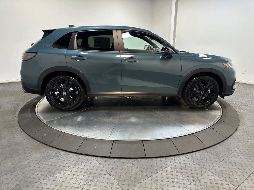 New 2026 Honda HR-V Sport image 9