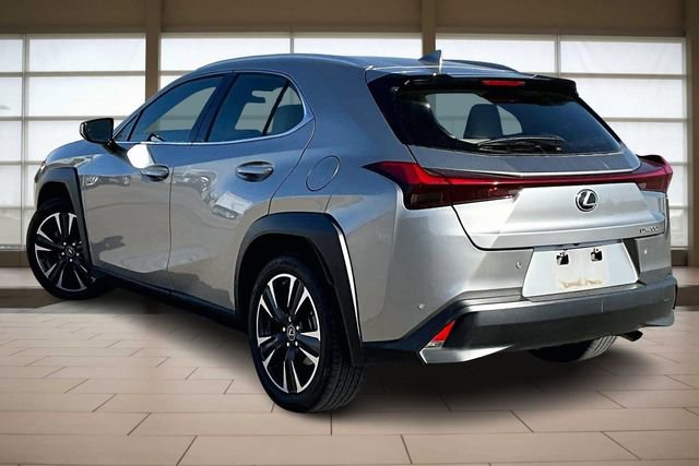 Used 2020 Lexus UX 200 w/ Premium Package image 13