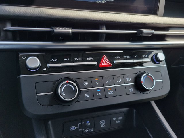Certified 2026 Hyundai Tucson SE FWD image 24