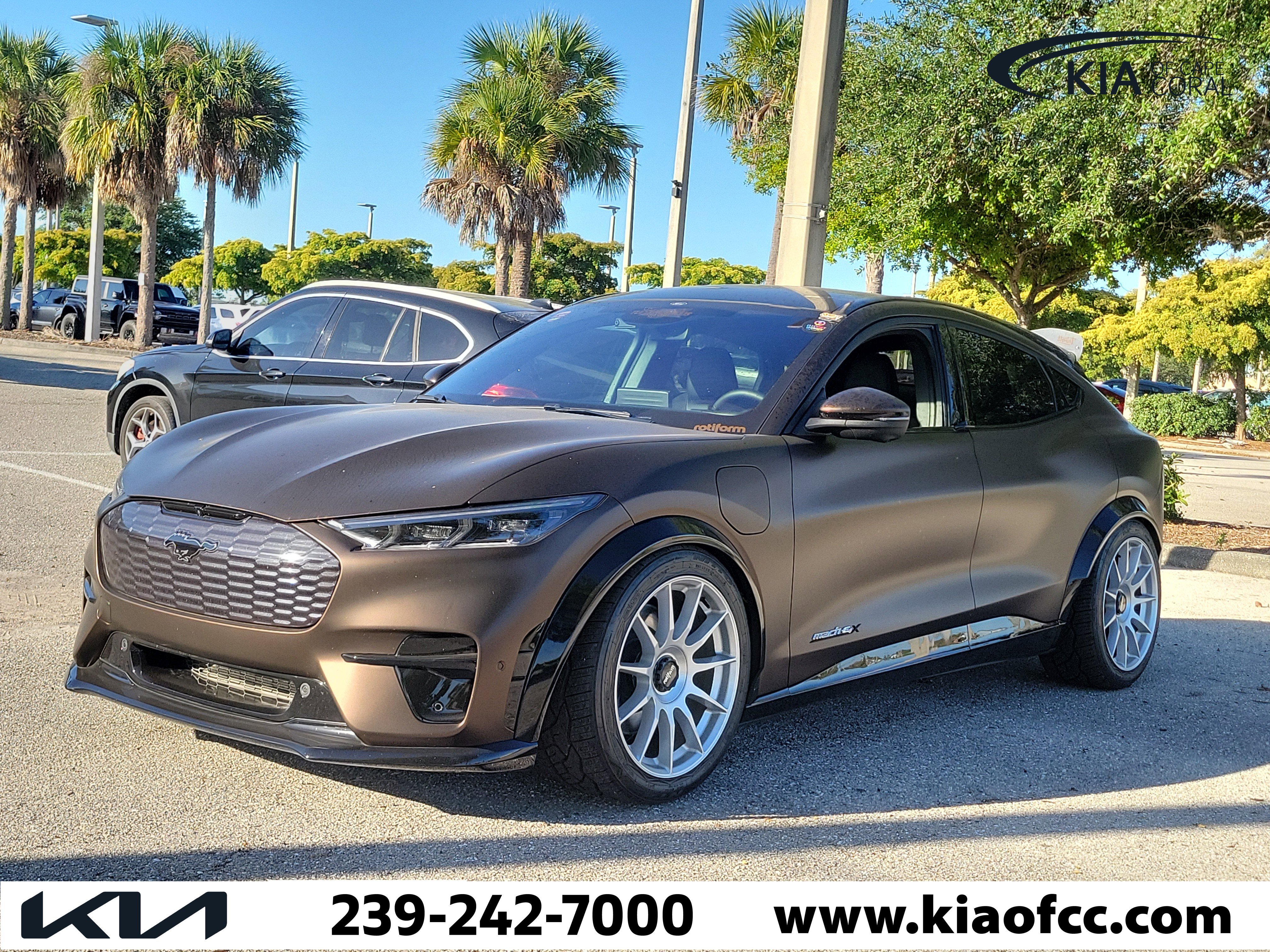 Used 2022 Ford Mustang Mach-E GT AWD/4WD image 5