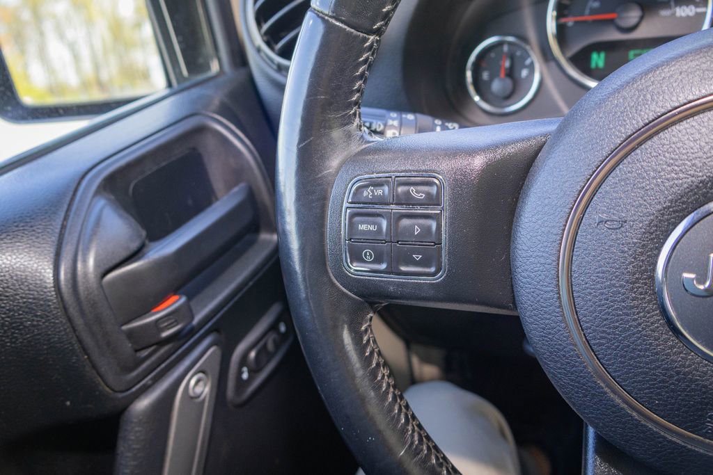 Used 2018 Jeep Wrangler Unlimited Sport S image 21