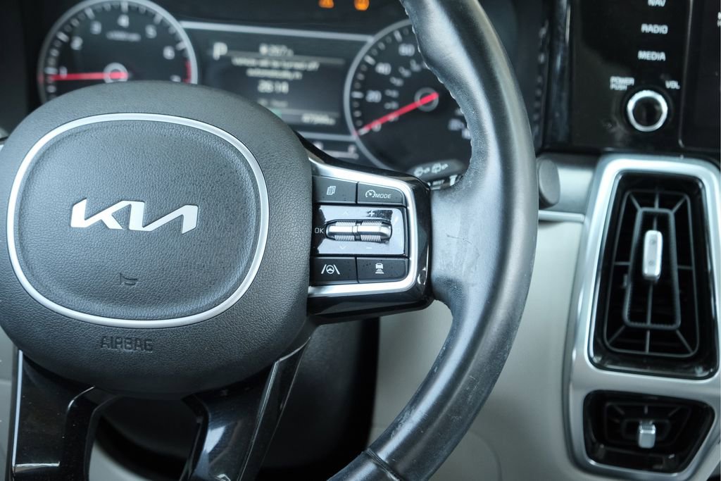 Used 2022 Kia Sorento SX FWD image 13
