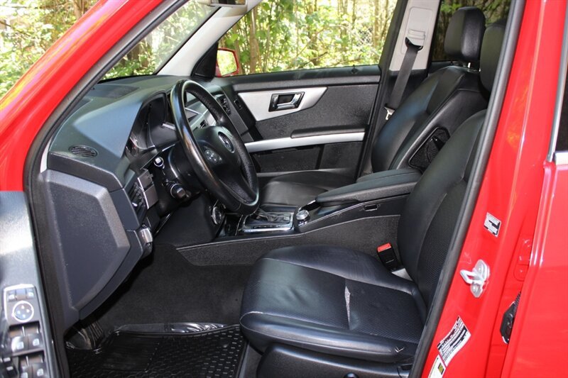 Used 2010 Mercedes-Benz GLK 350 4MATIC image 10