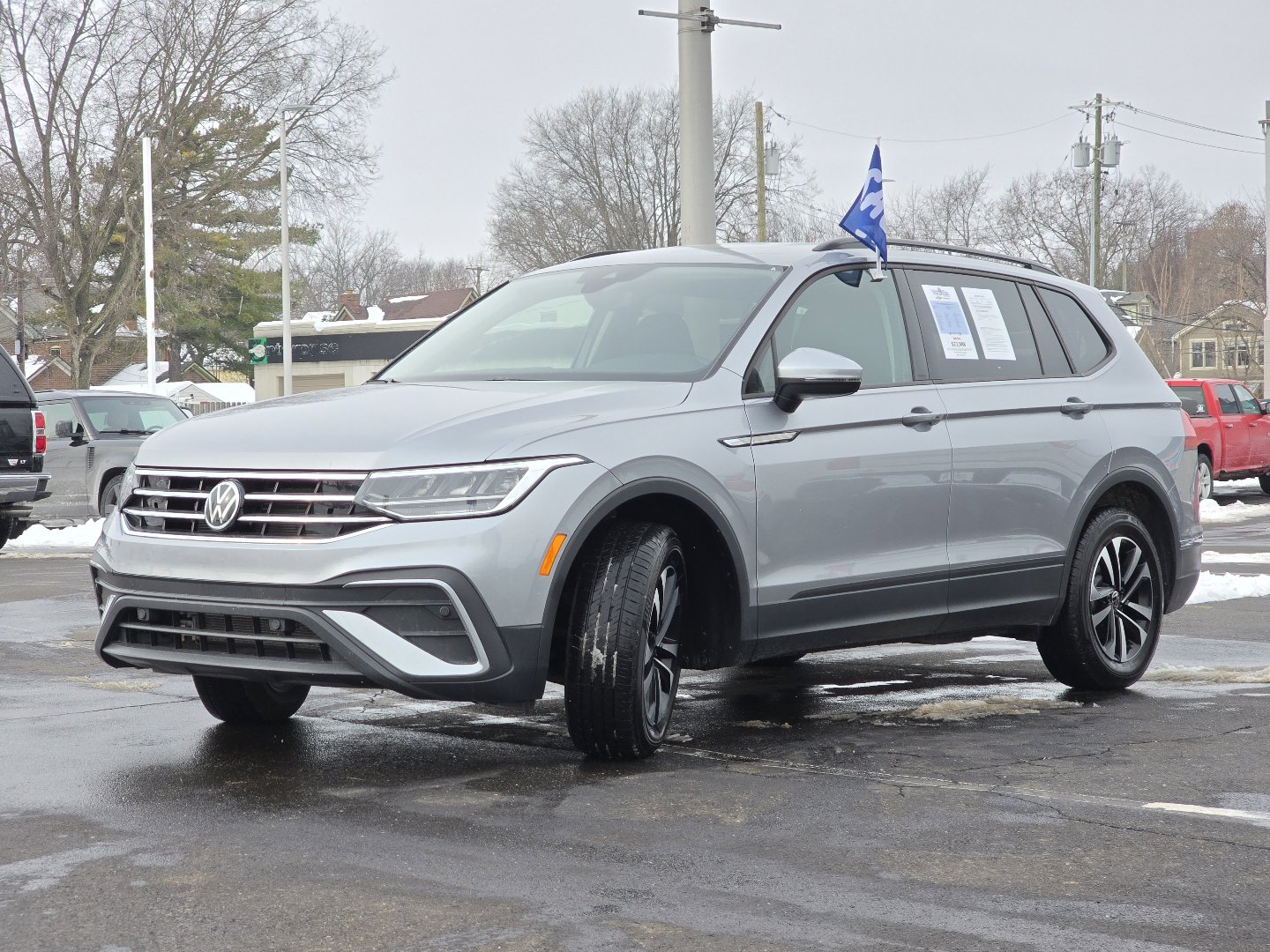 Used 2024 Volkswagen Tiguan S image 16
