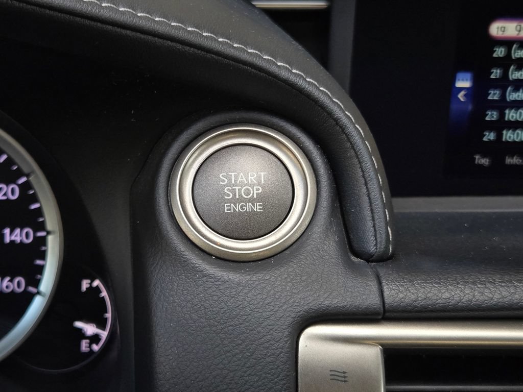 Used 2016 Lexus IS 200t RWD image 22