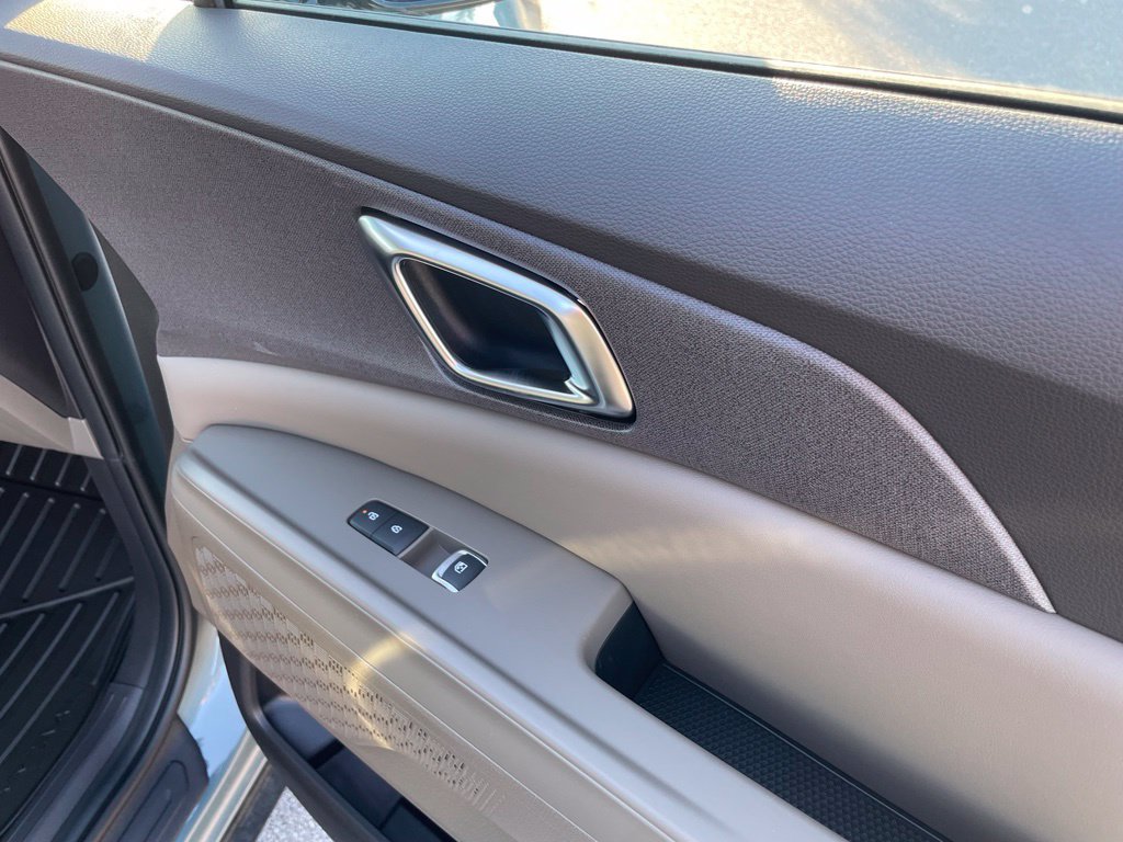 New 2027 Kia Carnival EX FWD image 30