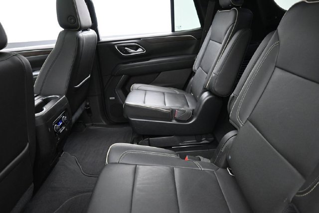 Used 2021 Chevrolet Tahoe Premier w/ Premium Package AWD/4WD image 24
