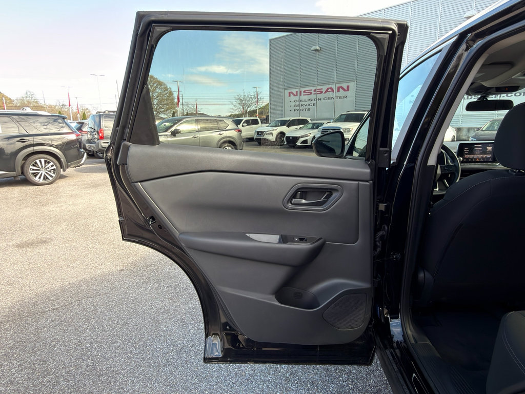 New 2026 Nissan Rogue S image 47