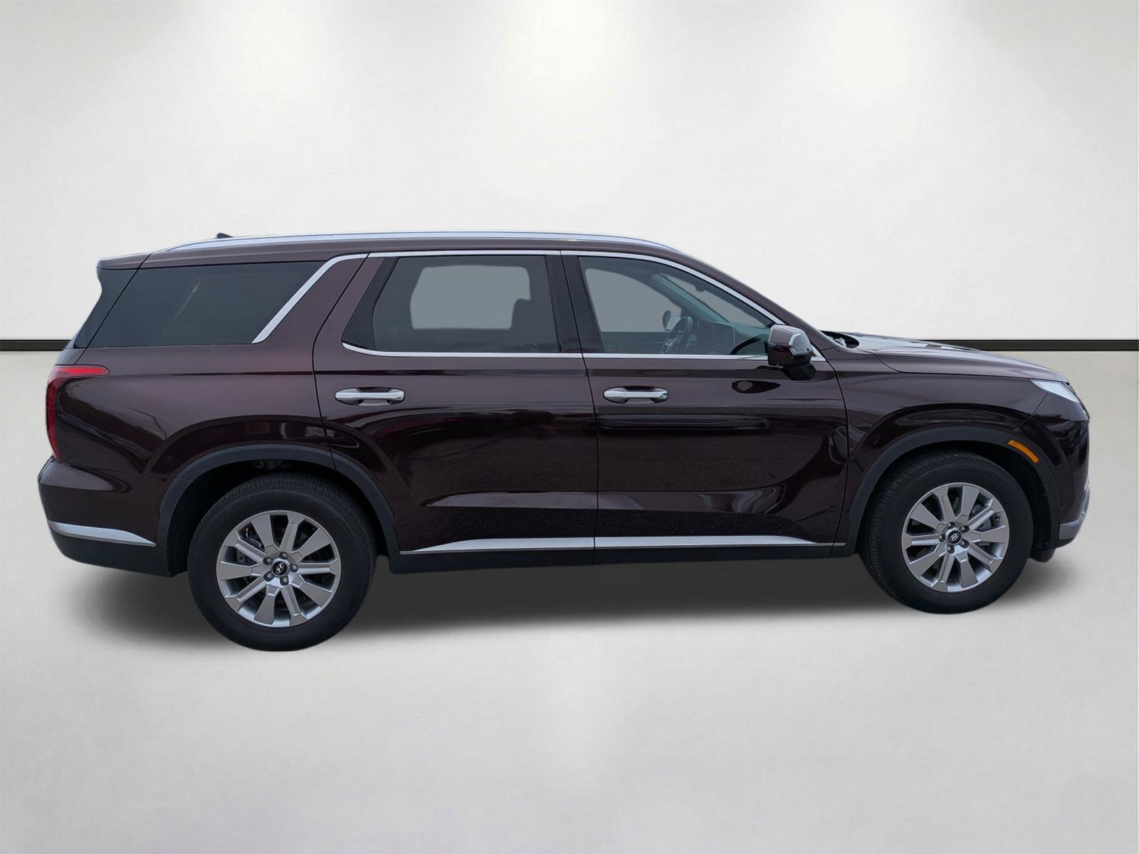 Used 2023 Hyundai Palisade SEL w/ Cargo Package AWD/4WD image 3
