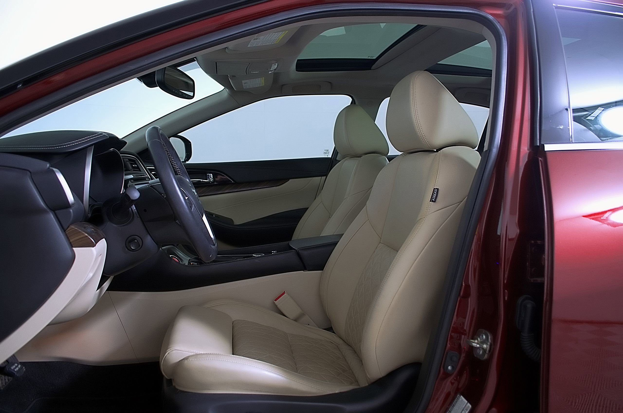 Used 2016 Nissan Maxima Platinum FWD image 14