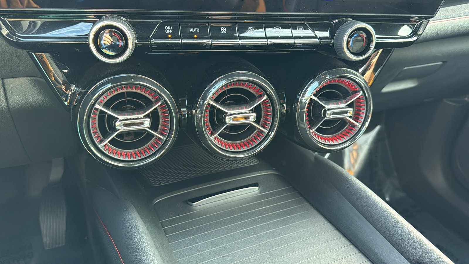 Used 2025 Chevrolet Blazer EV RS w/ Super Cruise Package image 22