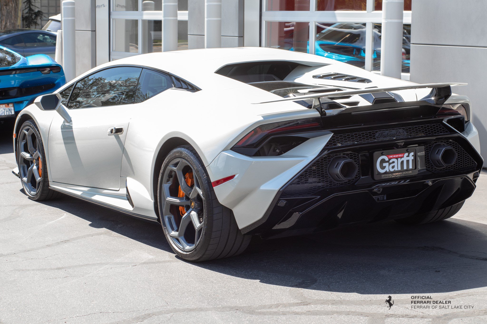 Used 2024 Lamborghini Huracan Tecnica RWD image 3
