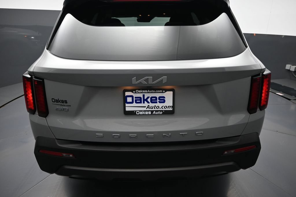 Certified 2022 Kia Sorento S AWD/4WD image 35