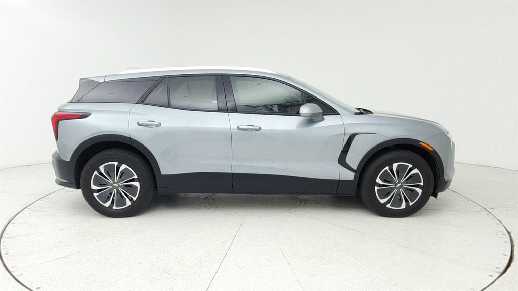 Certified 2024 Chevrolet Blazer EV LT AWD/4WD image 8