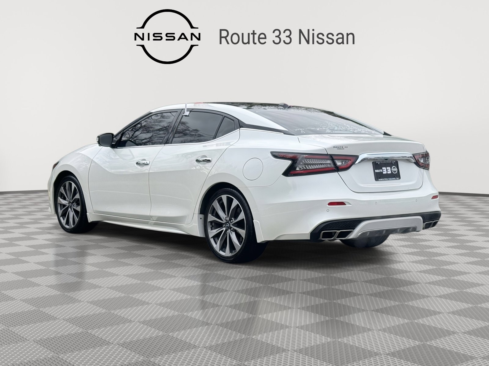 Used 2023 Nissan Maxima Platinum w/ Sport Mat Group image 3