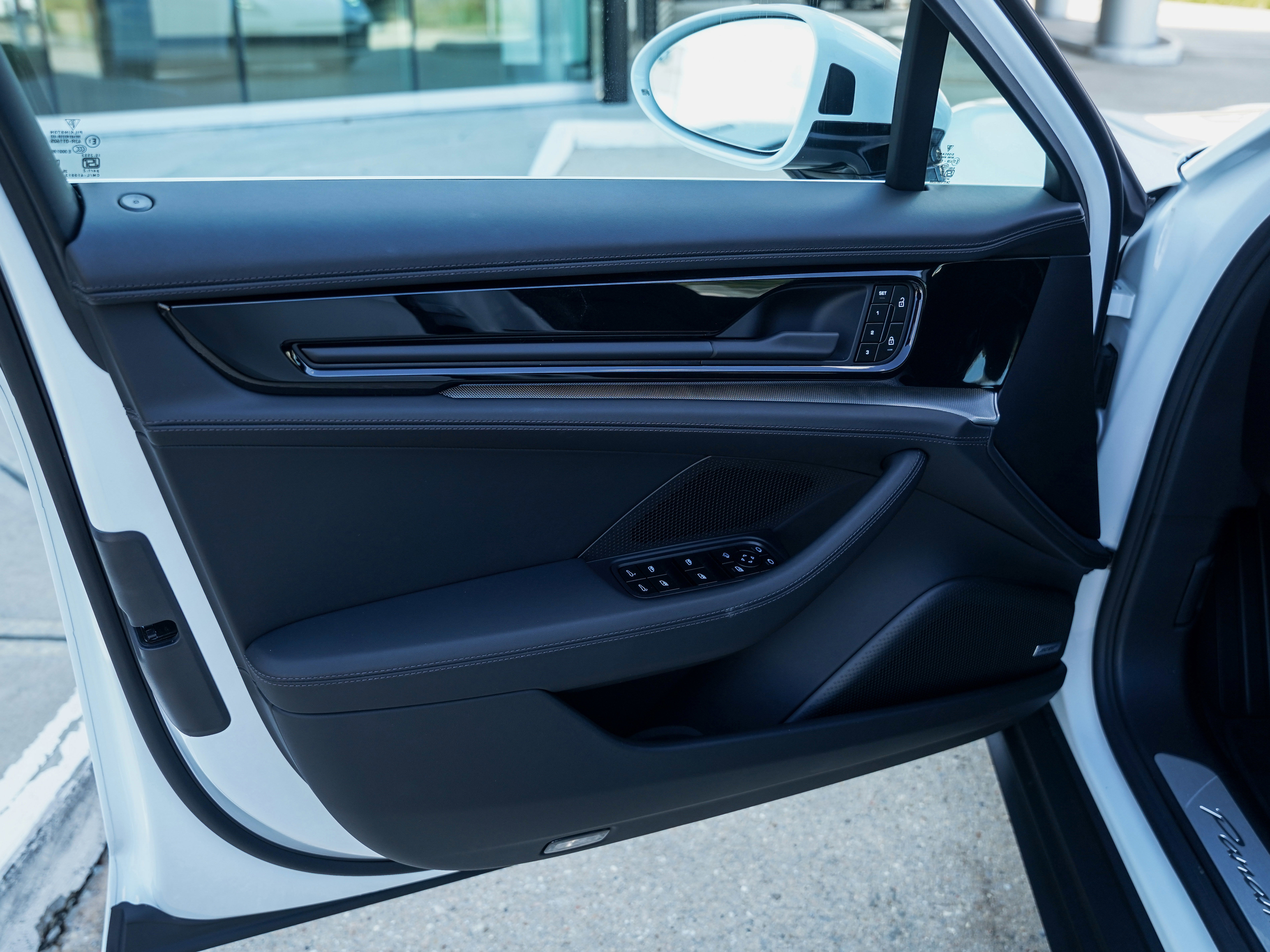 New 2026 Porsche Panamera image 18