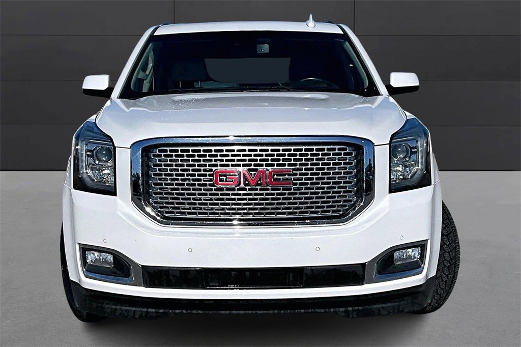 Used 2017 GMC Yukon Denali w/ Open Road Package image 2