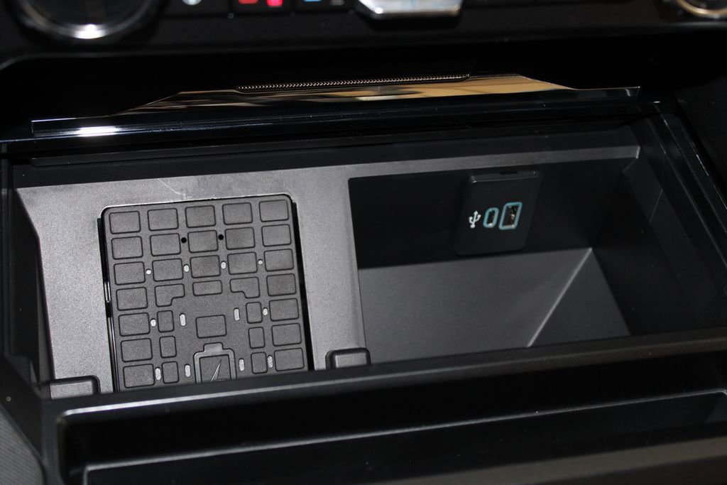 New 2026 Ford F250 Lariat w/ Chrome Package image 50