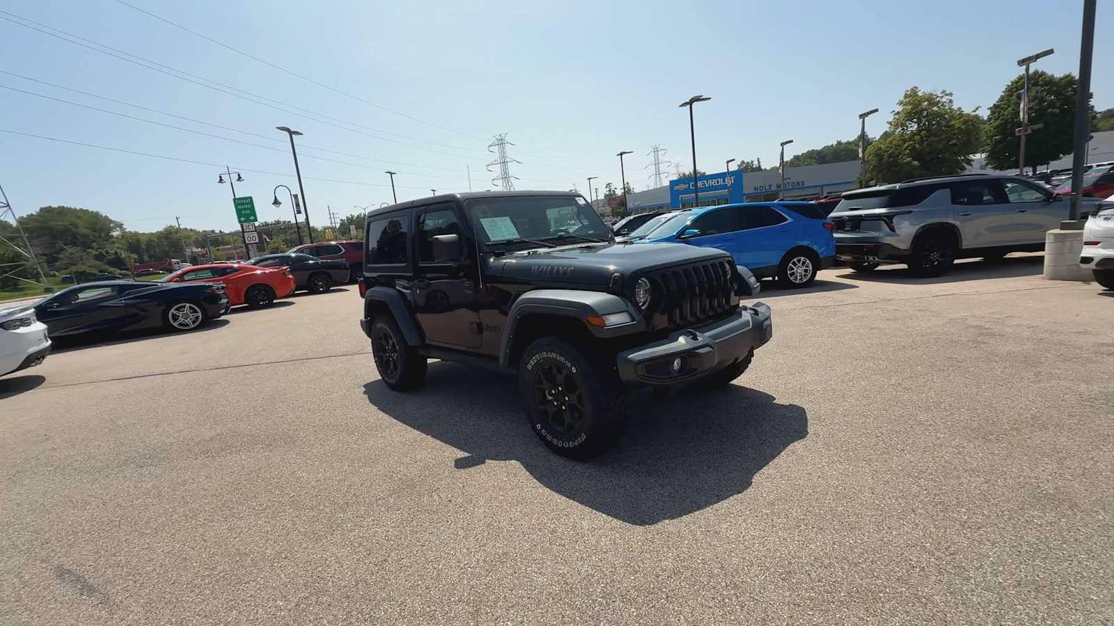 Used 2022 Jeep Wrangler Sport AWD/4WD image 2
