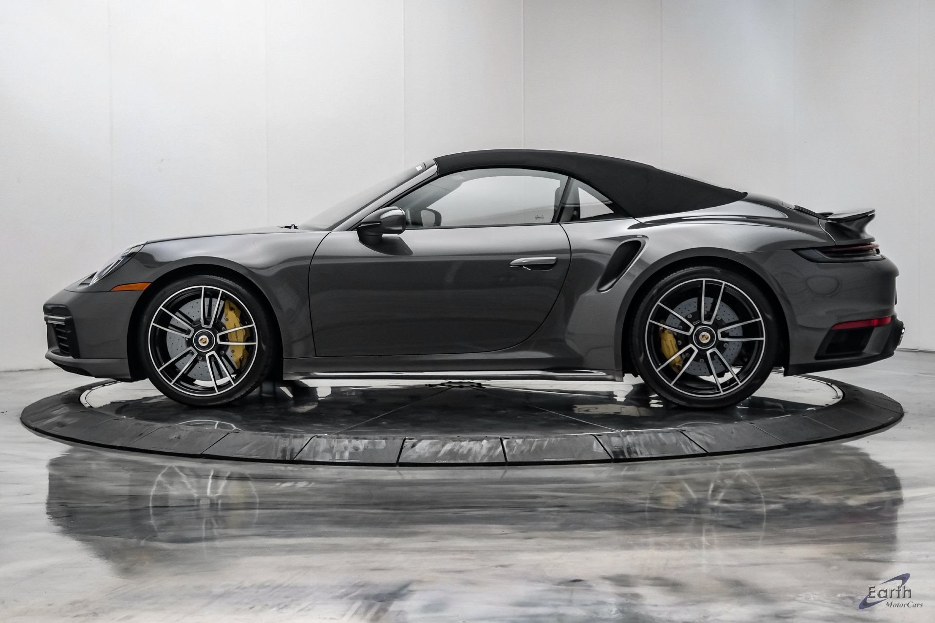Used 2024 Porsche 911 Turbo S AWD/4WD image 9