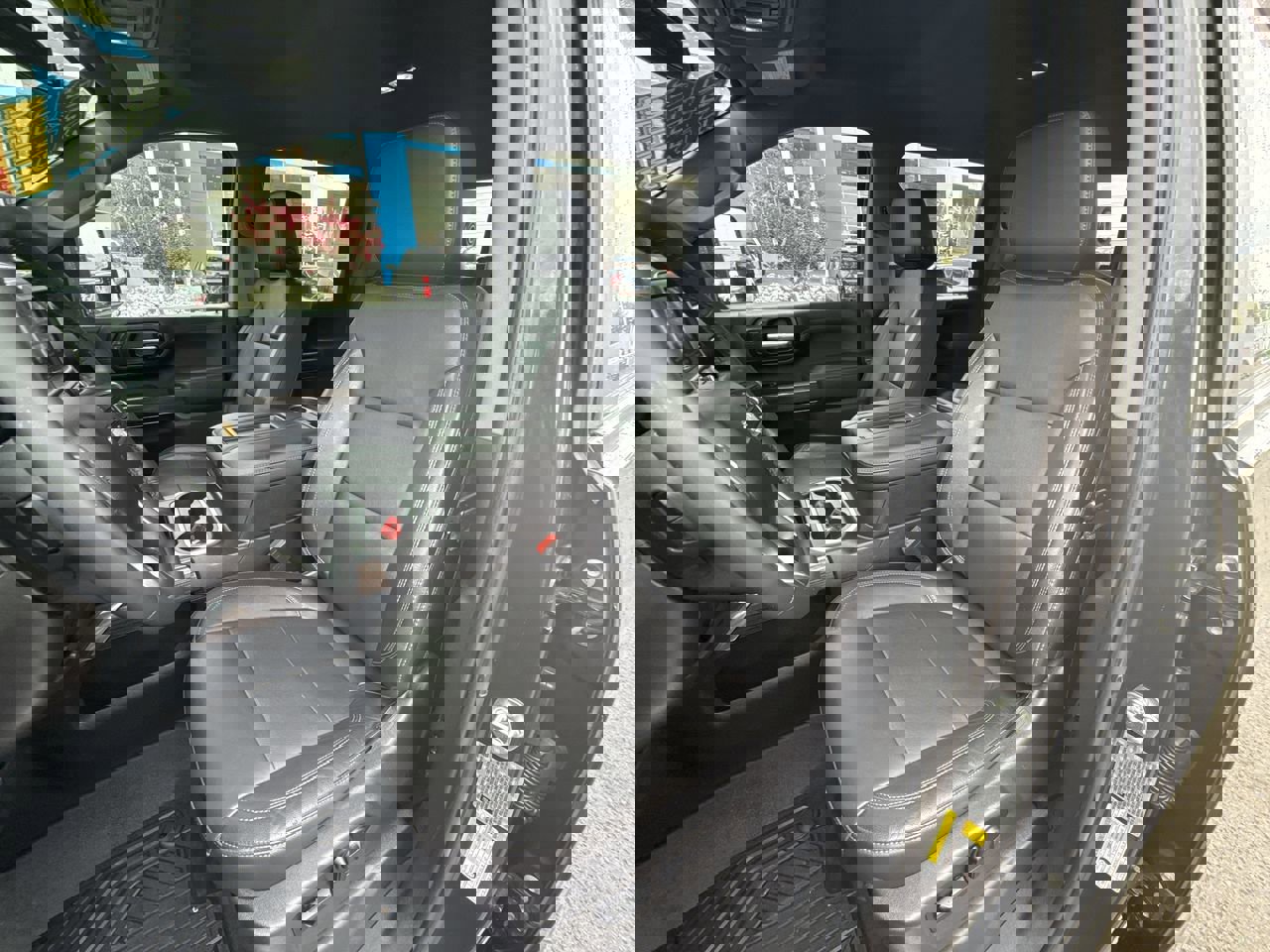 Used 2020 Chevrolet Silverado 2500 LT w/ All Star Edition image 17