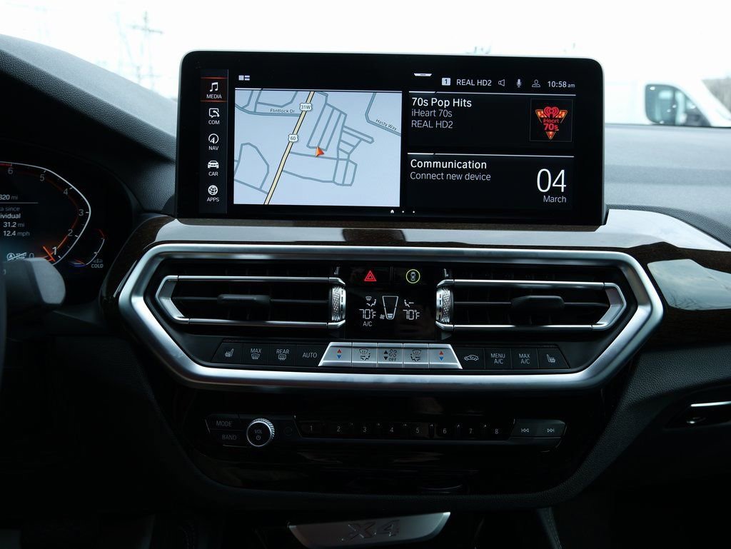 Used 2025 BMW X4 xDrive30i w/ Premium Package image 19