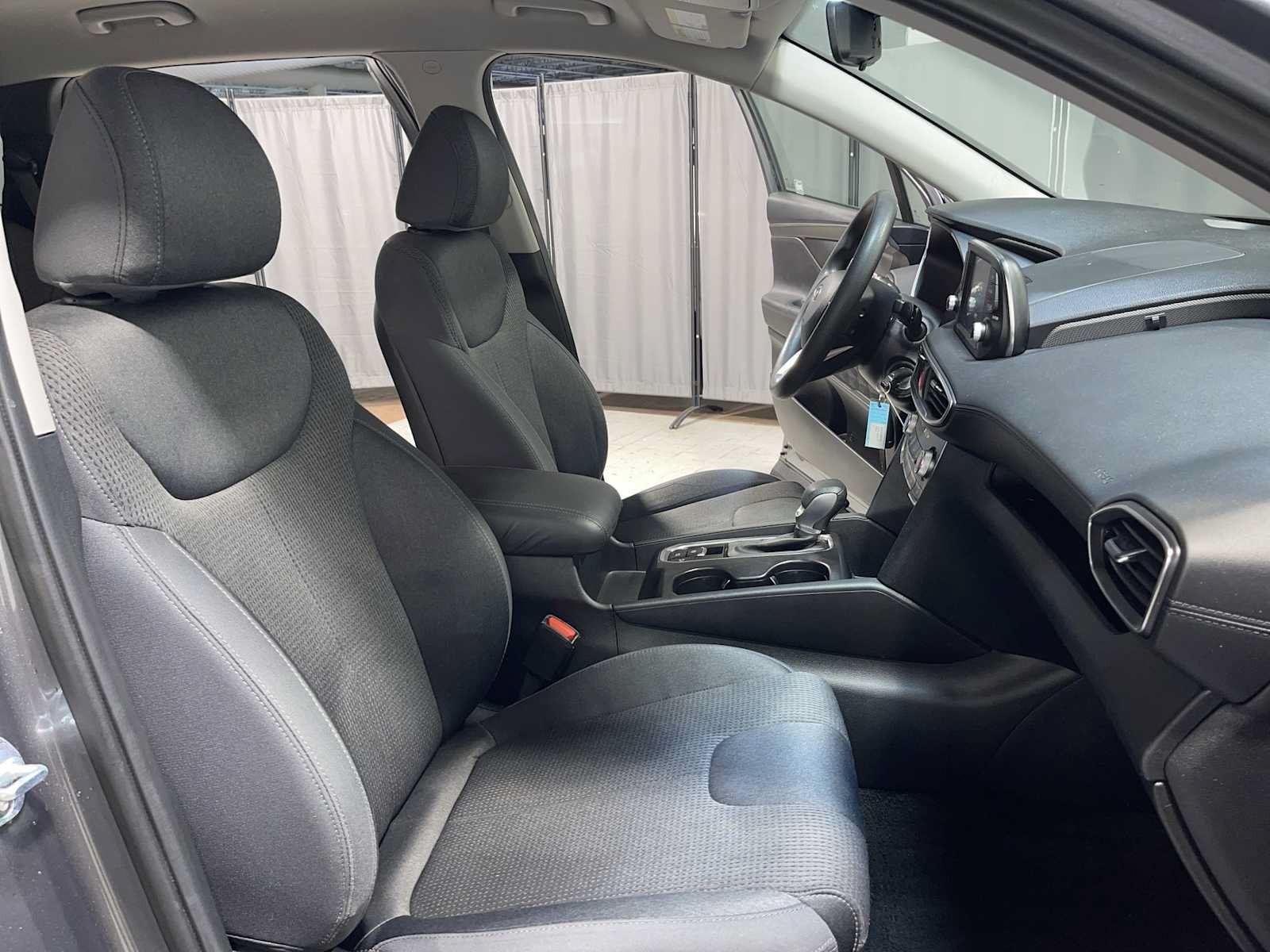 Used 2019 Hyundai Santa Fe SE AWD/4WD image 14