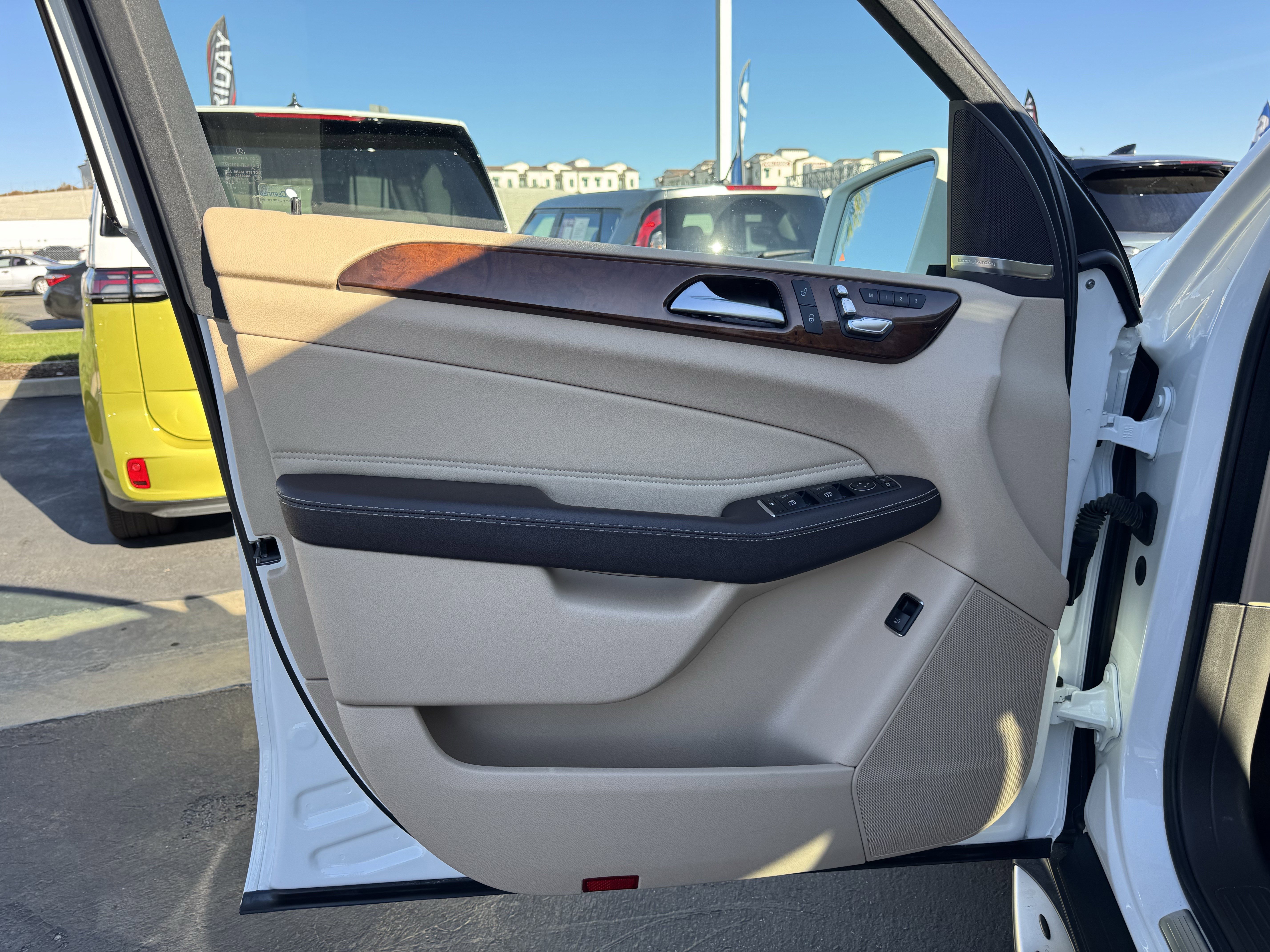 Used 2018 Mercedes-Benz GLE 350 image 14