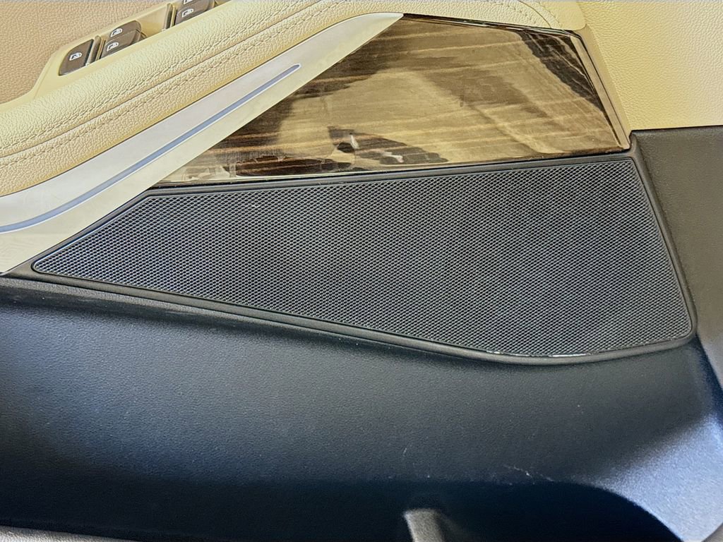 Used 2020 BMW X5 sDrive40i w/ Premium Package image 19