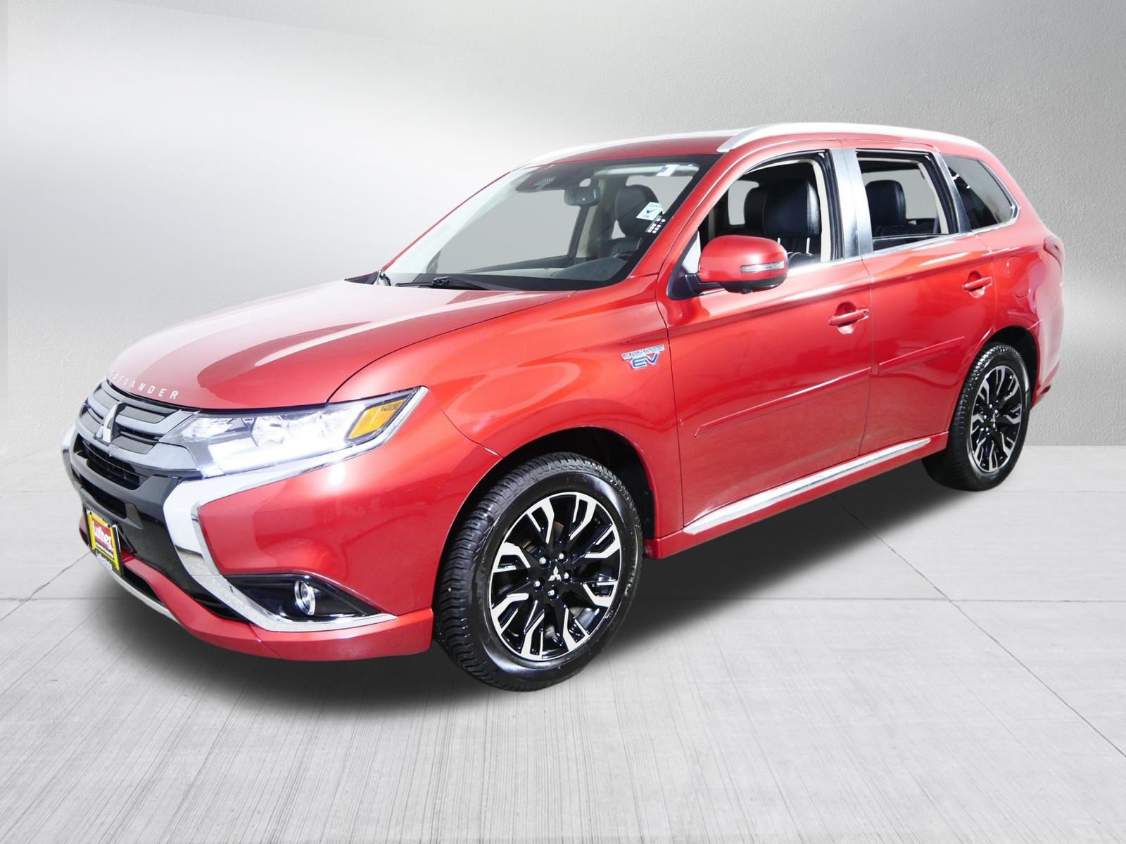 Used 2018 Mitsubishi Outlander GT AWD/4WD image 3