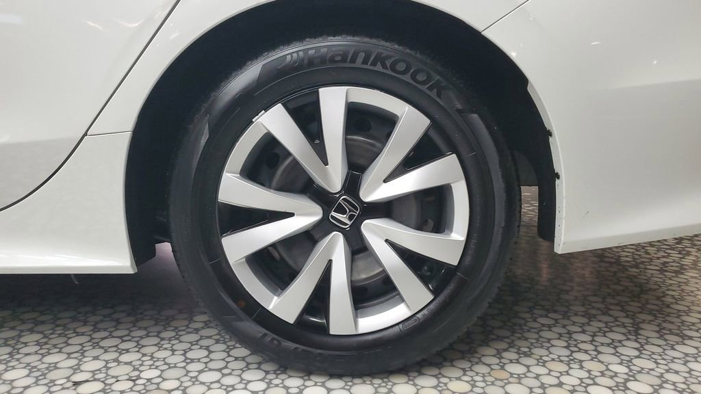 Used 2025 Honda Civic LX image 6