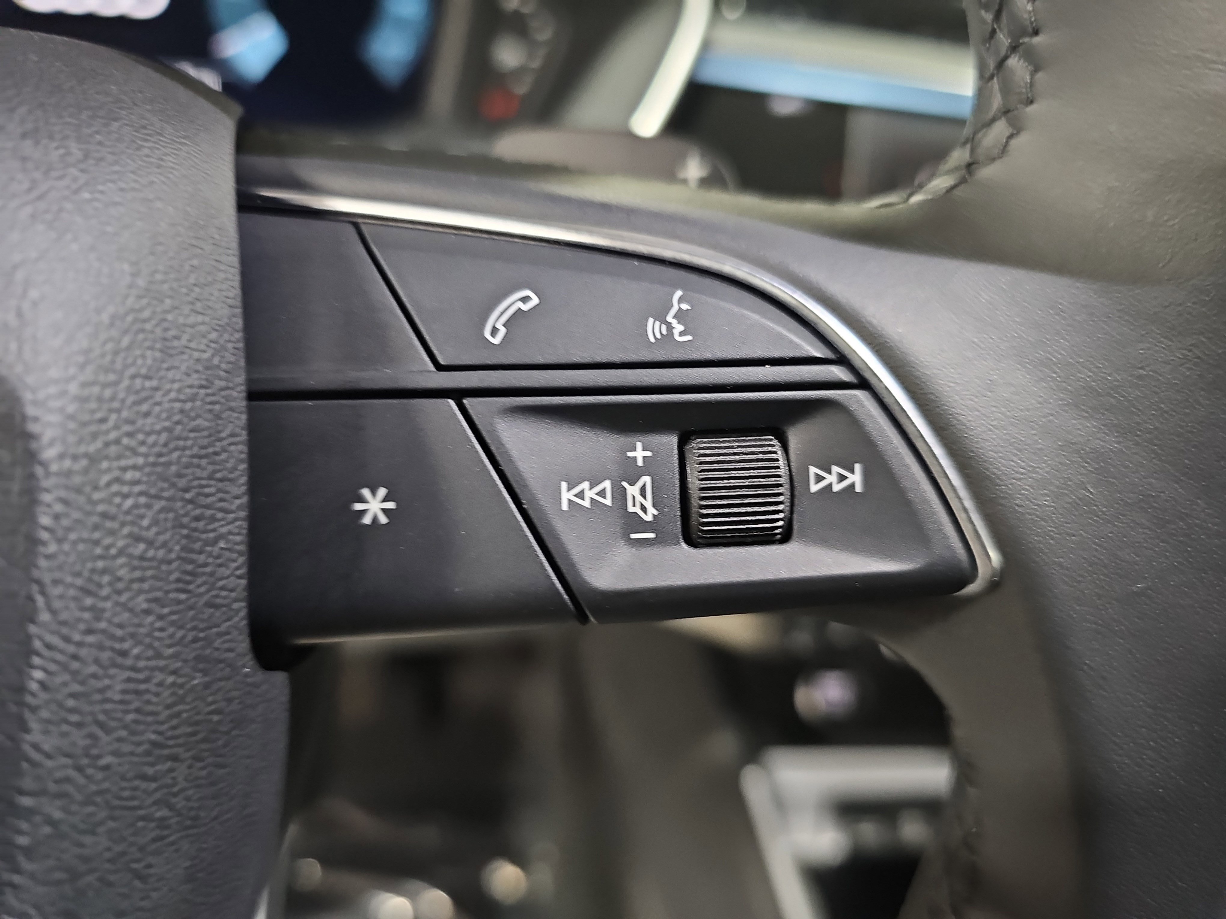 Used 2023 Audi Q3 2.0T Premium AWD/4WD image 20