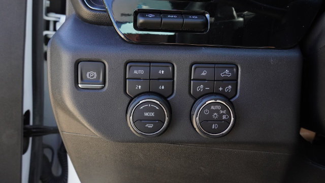 Used 2024 Chevrolet Silverado 1500 ZR2 w/ Technology Package AWD/4WD image 23