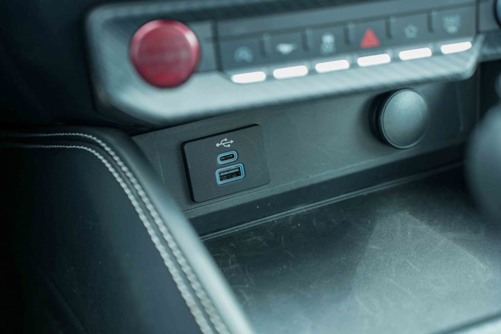 Used 2025 Ford Mustang Premium RWD image 35