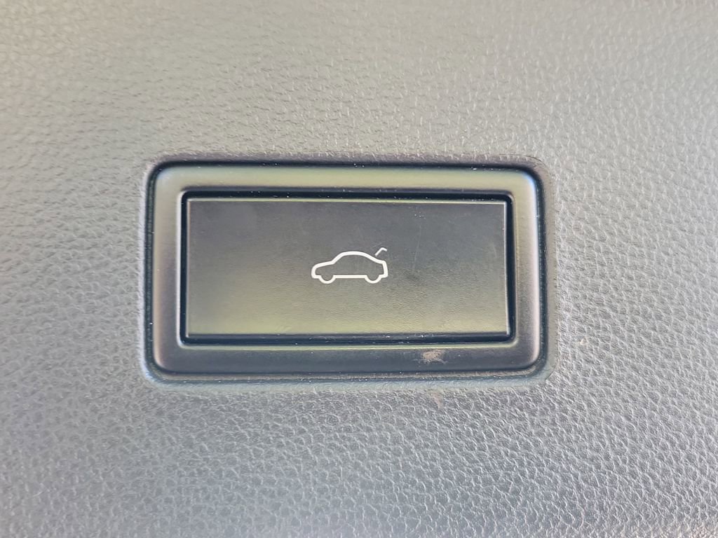 Used 2021 Volkswagen Atlas SE w/ Panoramic Sunroof Package image 13