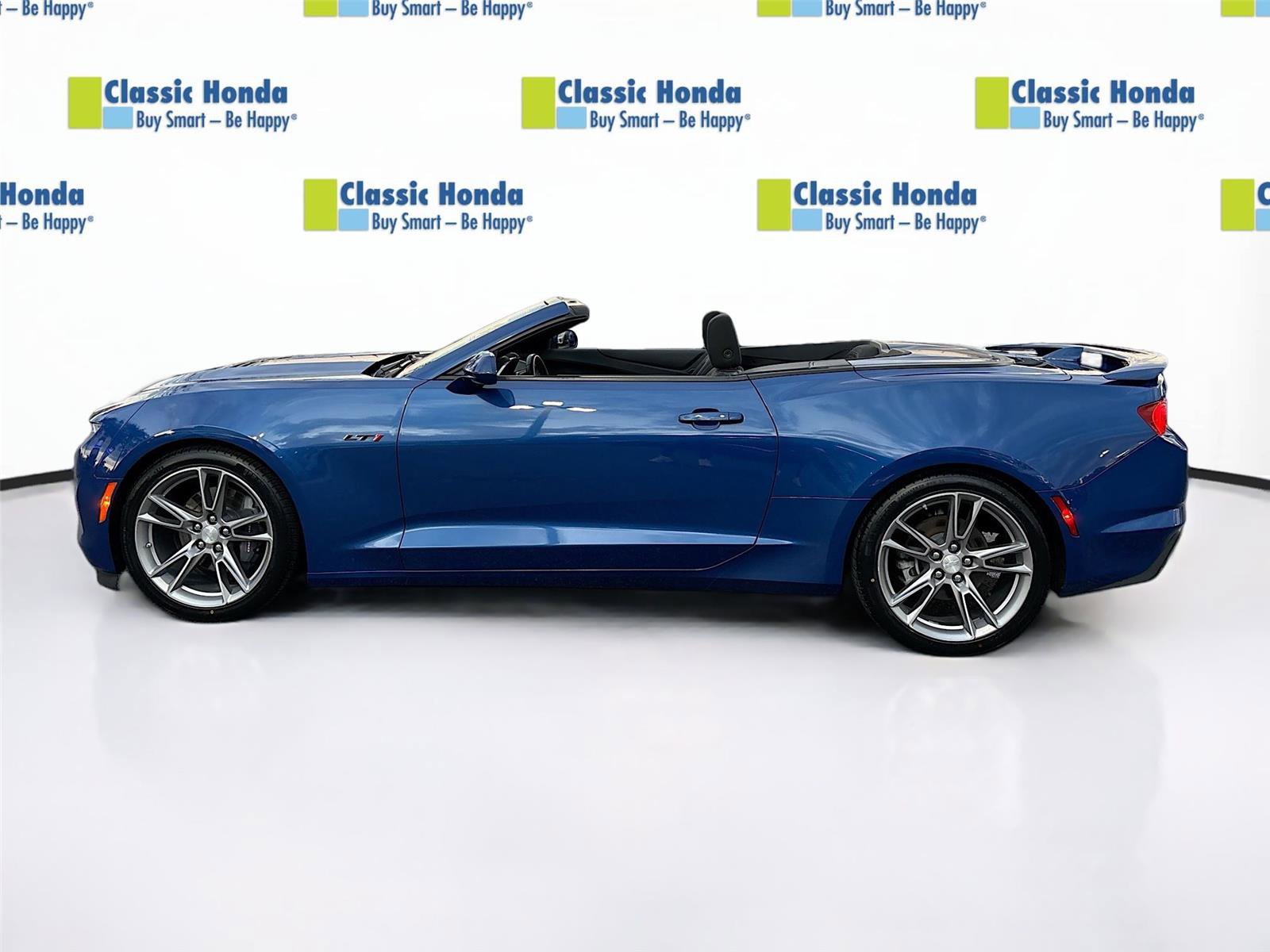 Used 2022 Chevrolet Camaro LT w/ Technology Package image 36