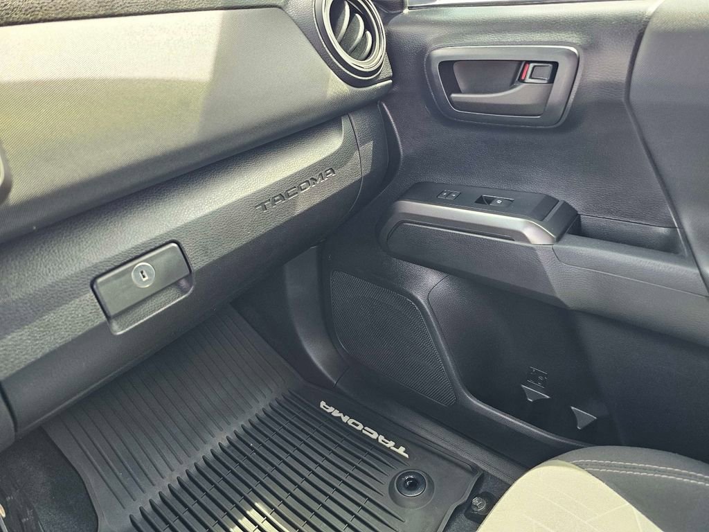 Used 2020 Toyota Tacoma TRD Sport w/ Technology Package RWD image 27
