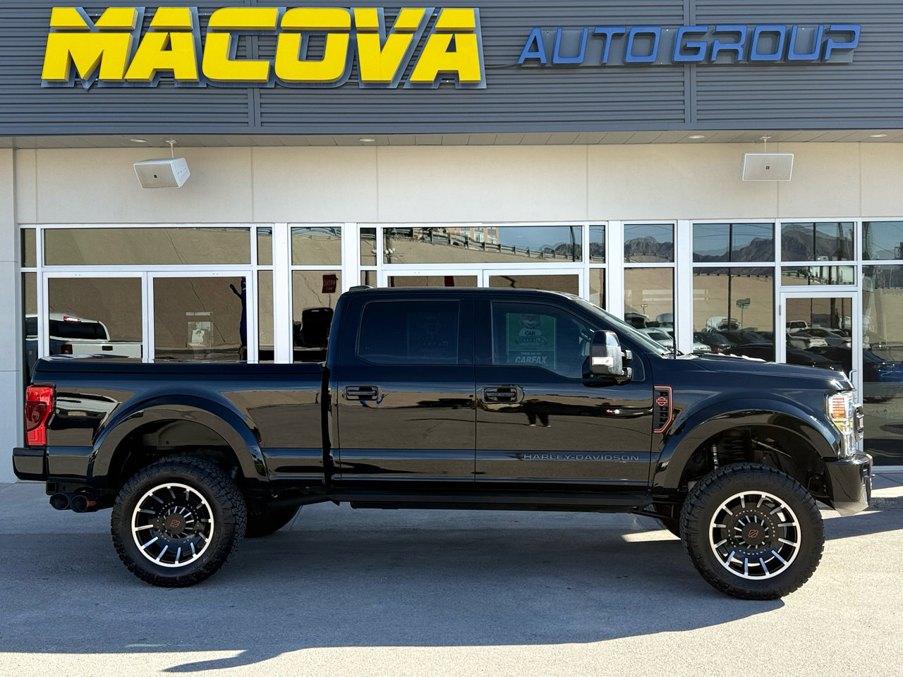 Used 2021 Ford F250 Lariat w/ Lariat Ultimate Package image 1