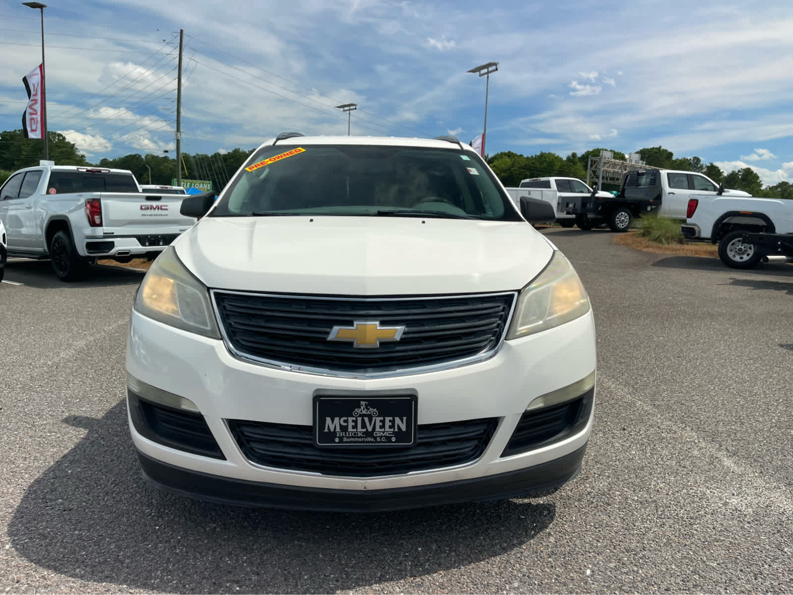 Used 2014 Chevrolet Traverse LS FWD image 2