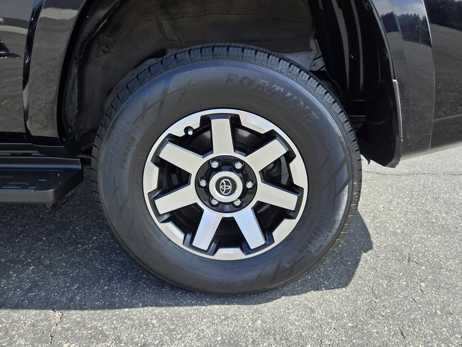 Used 2023 Toyota 4Runner TRD Off-Road Premium image 30