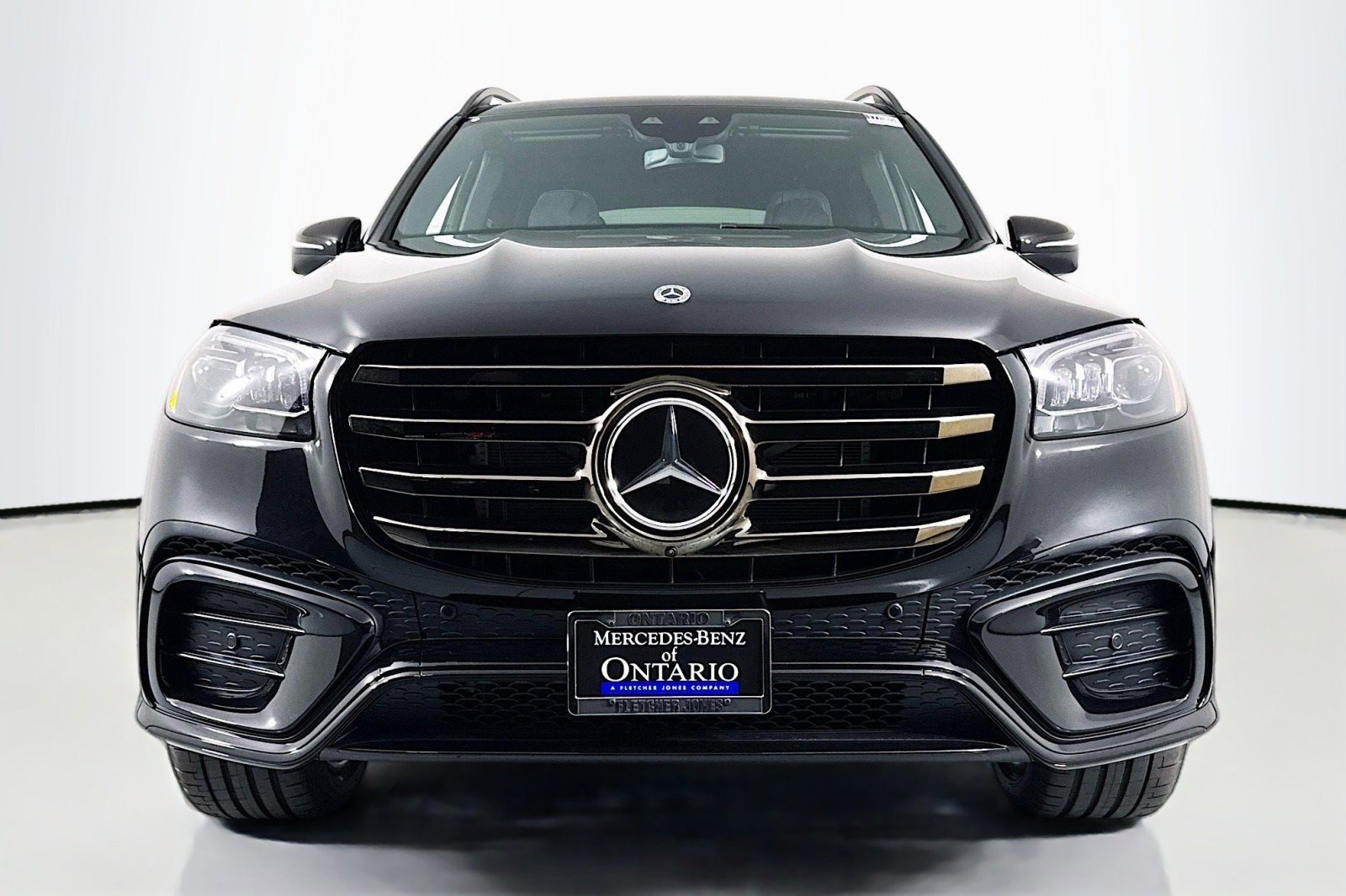 New 2026 Mercedes-Benz GLS 580 4MATIC image 2