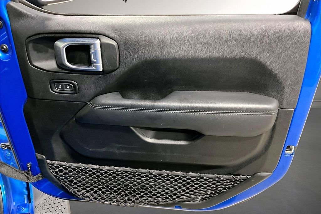 Used 2022 Jeep Wrangler Unlimited Sahara image 27