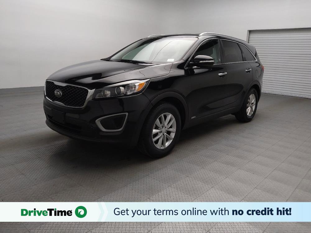 Used 2017 Kia Sorento LX w/ LX Convenience Package
