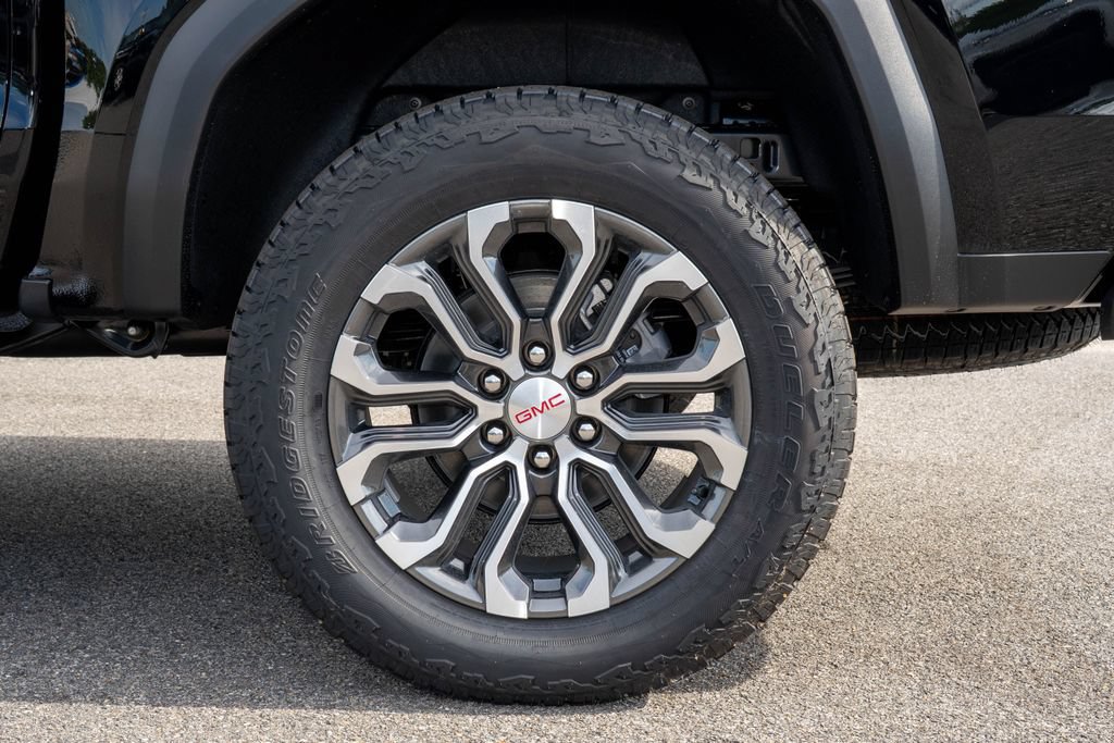 New 2026 GMC Canyon Denali AWD/4WD image 36