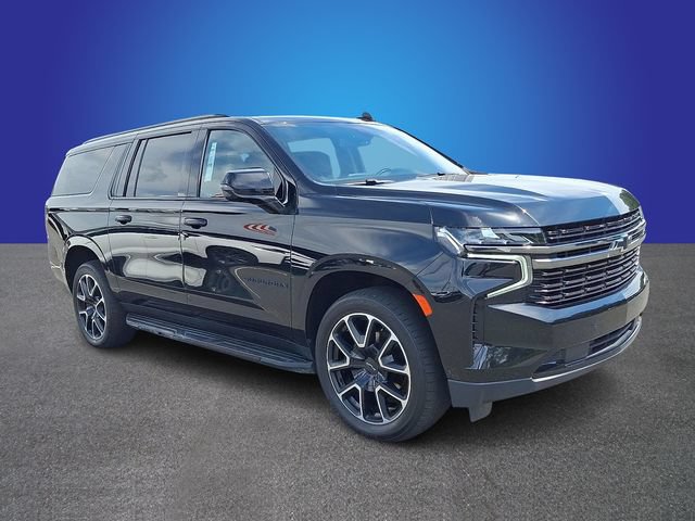 Used 2021 Chevrolet Suburban RST w/ Luxury Package AWD/4WD image 2