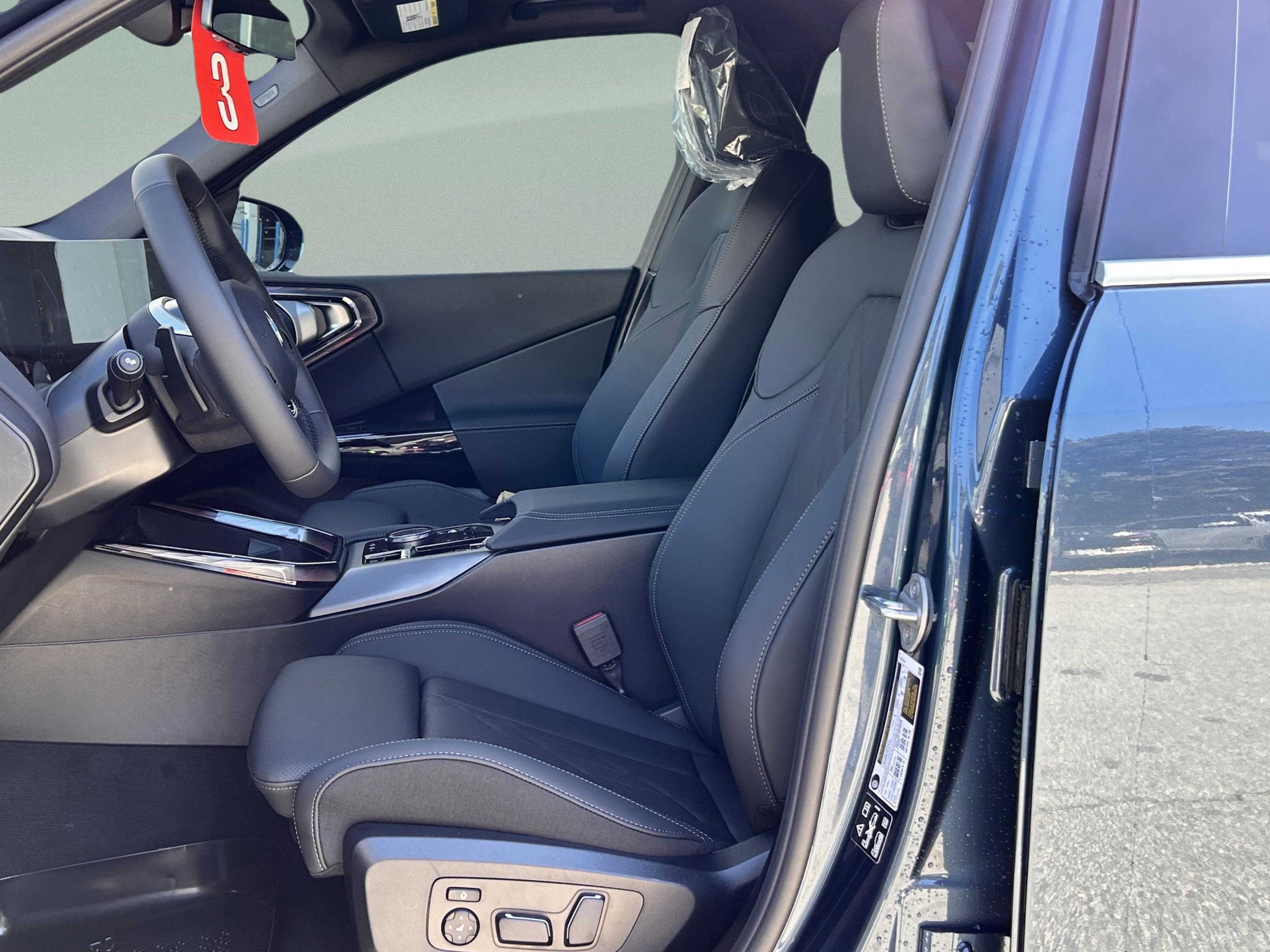 Used 2026 BMW X3 xDrive30 w/ Convenience Package image 18