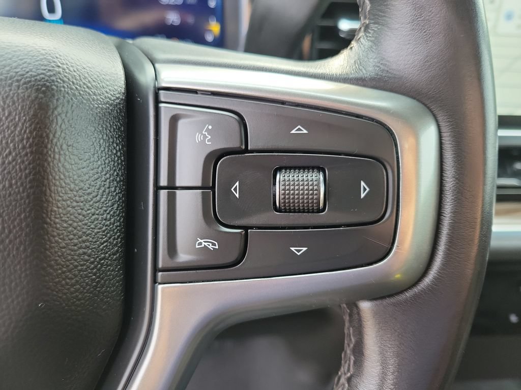 Used 2022 Chevrolet Silverado 1500 LT AWD/4WD image 24